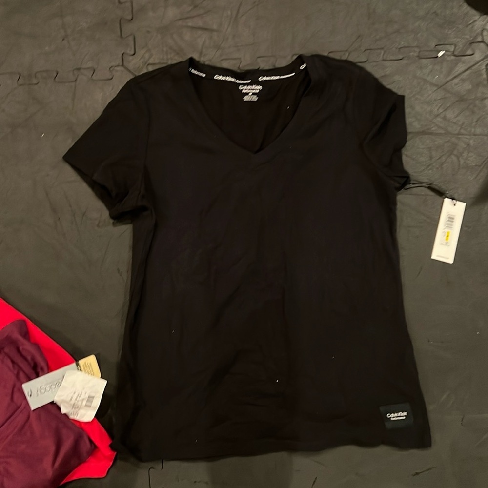 Medium, athletic bundle NWT - image 2